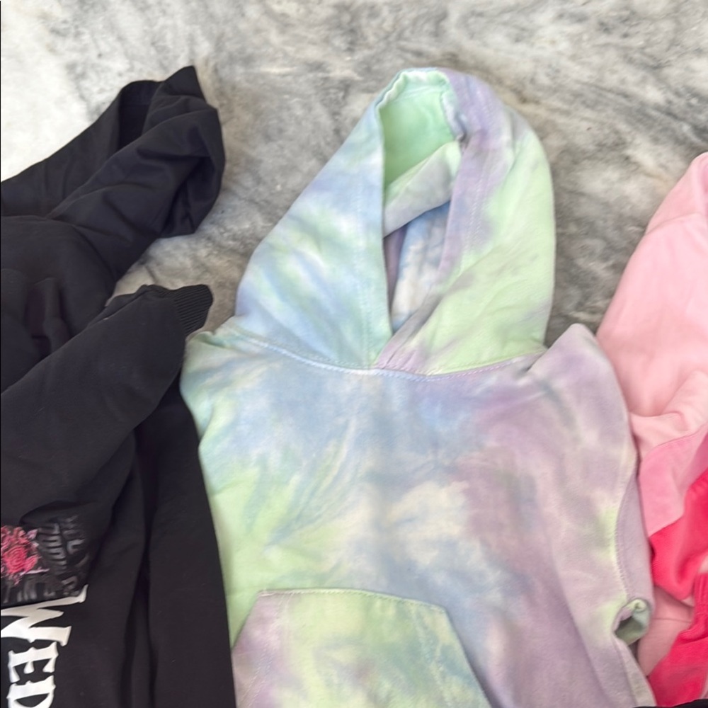 Colorful Activewear Set - Picture 7 of 7